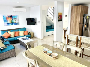 Hermosa casa familiar en privada cerca de la playa